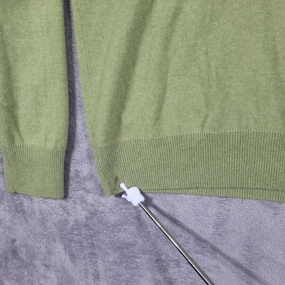 Banana Republic Sweater Mens Medium Green Cashmere V-Neck Solid Long Sleeve